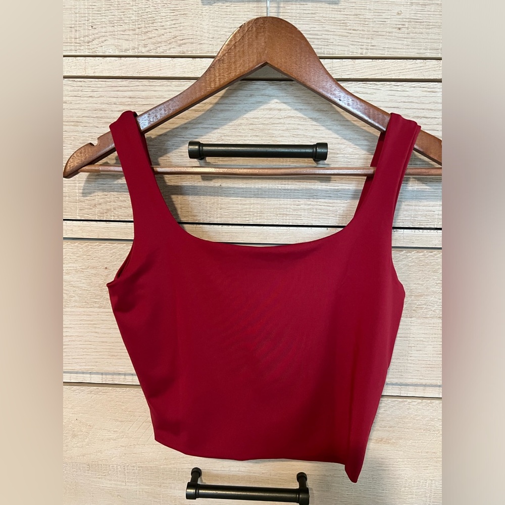 Red tank crop top